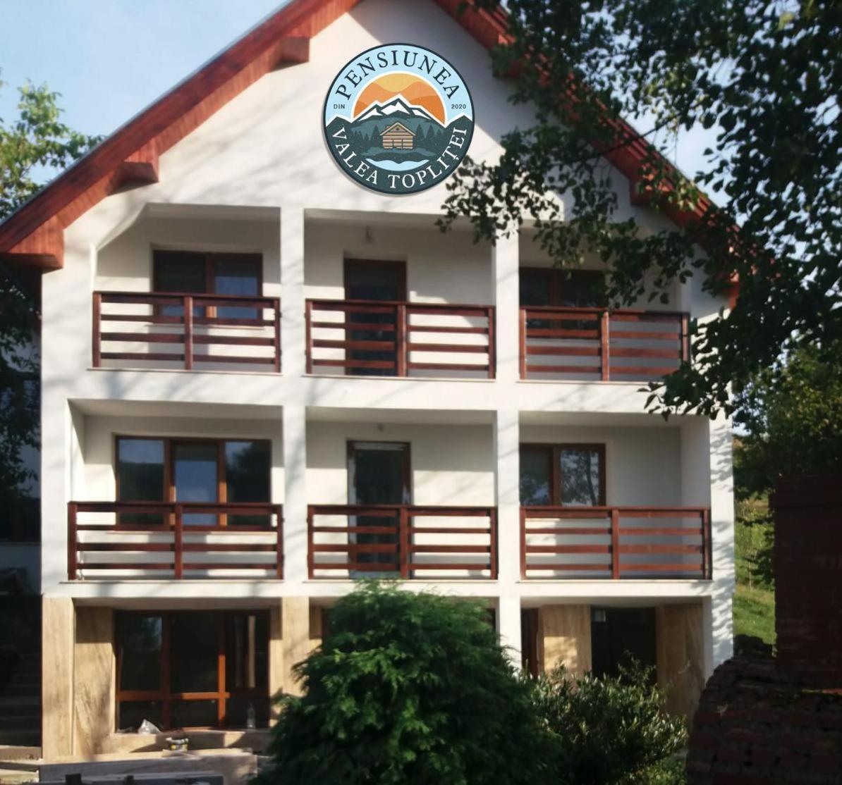 Pensiunea Valea Toplitei Rosia Exterior foto