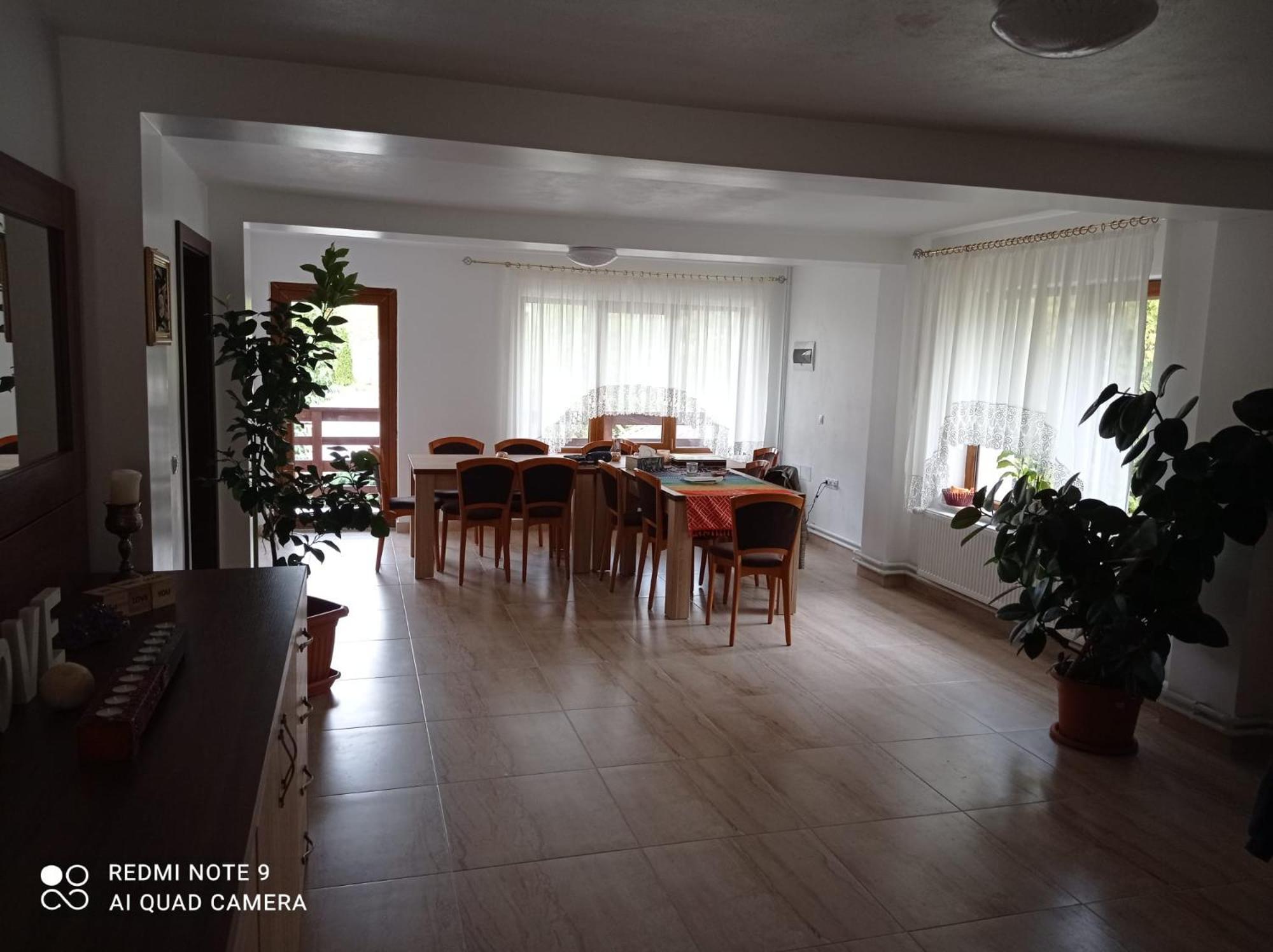 Pensiunea Valea Toplitei Rosia Exterior foto