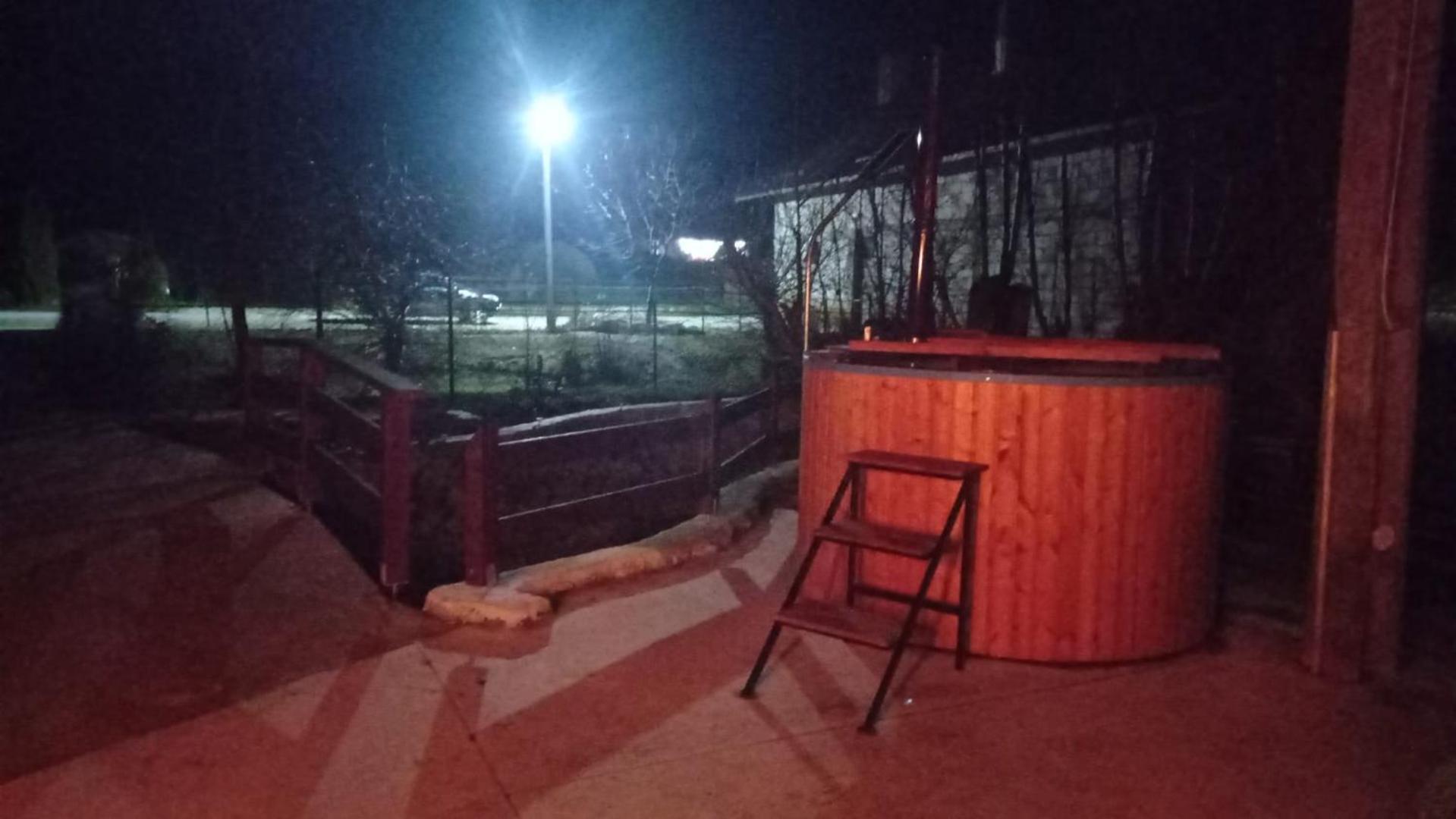 Pensiunea Valea Toplitei Rosia Exterior foto